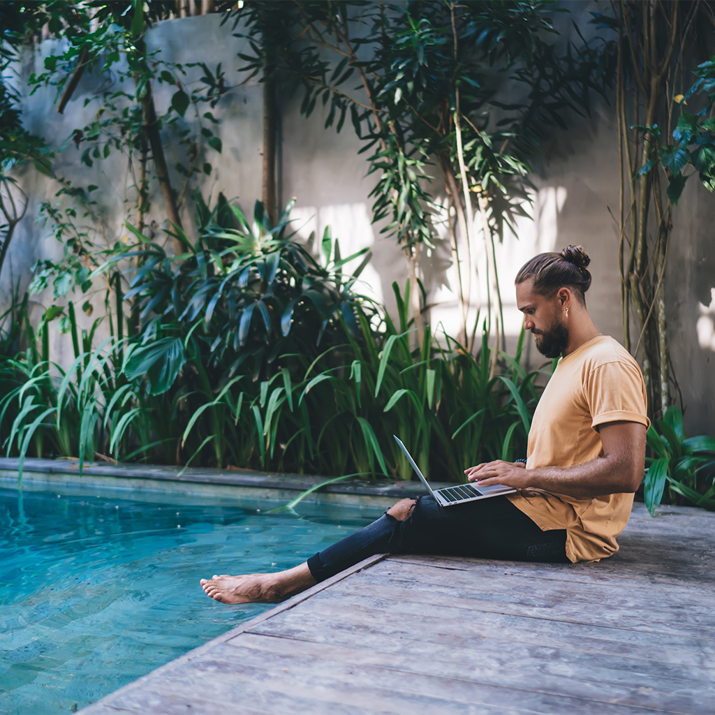 caucaisan-digital-nomad-connecting-to-villa-wifi-2023-04-12-16-48-18-utc-1